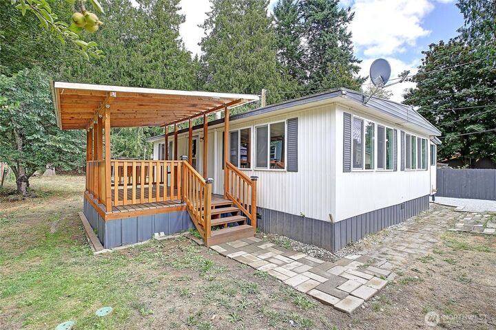 3019  Sauk Dr  Camano Island WA 98282 photo