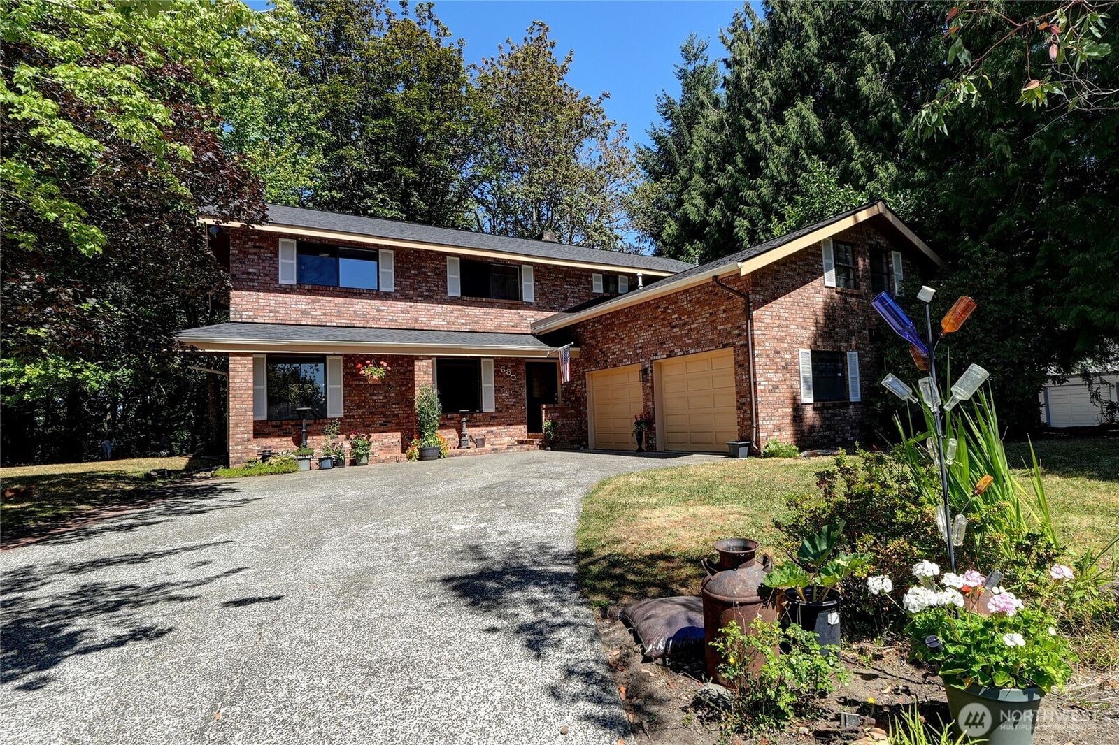 Property Photo:  680 SE Prospect Street  WA 98532 
