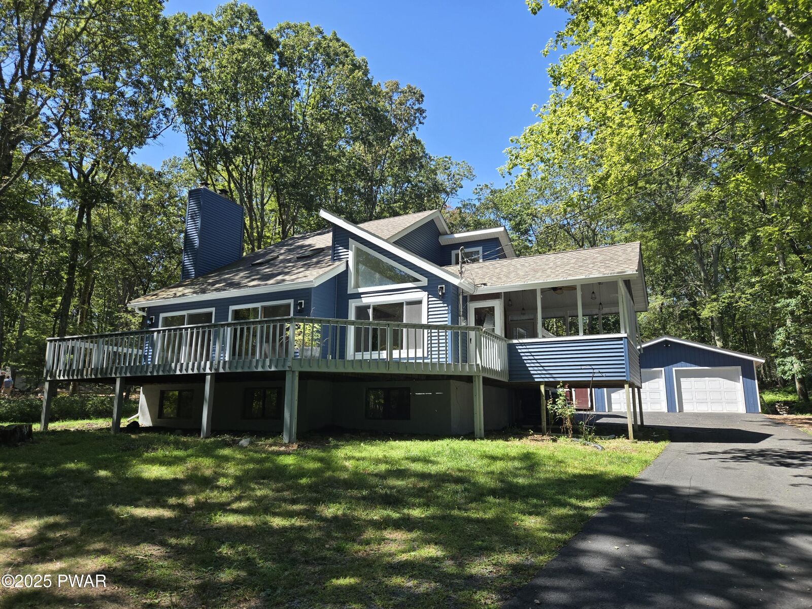 Property Photo:  120 Rodeo Lane  PA 18428