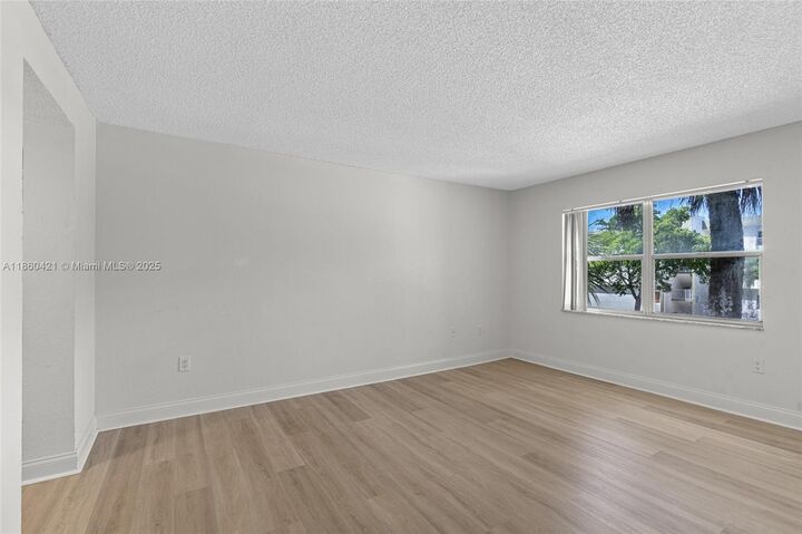 Property Photo:  4215 N University Dr 203  FL 33351 