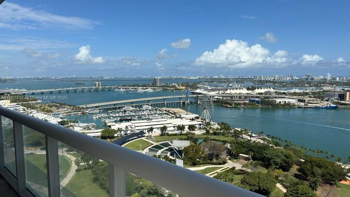 Property Photo: 50 Biscayne Blvd 3010 FL 33132