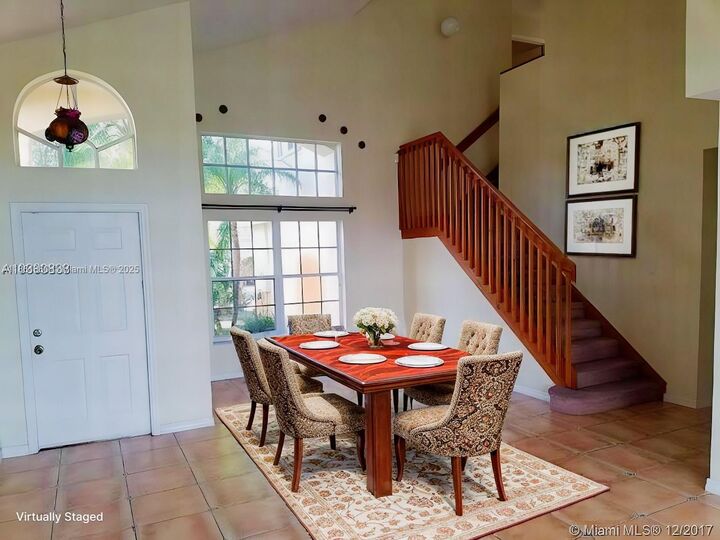 Property Photo: 15811 SW 24th St FL 33027