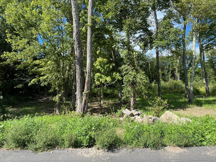 Property Photo:  26 100 Acres Road  CT 06470 