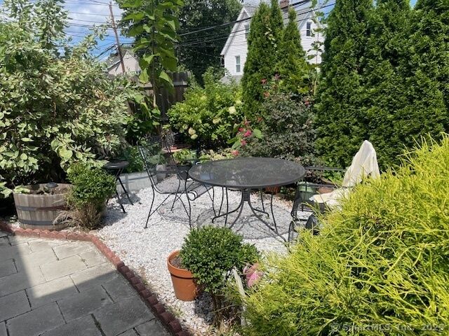 Property Photo:  28 Anderson Street  CT 06902 