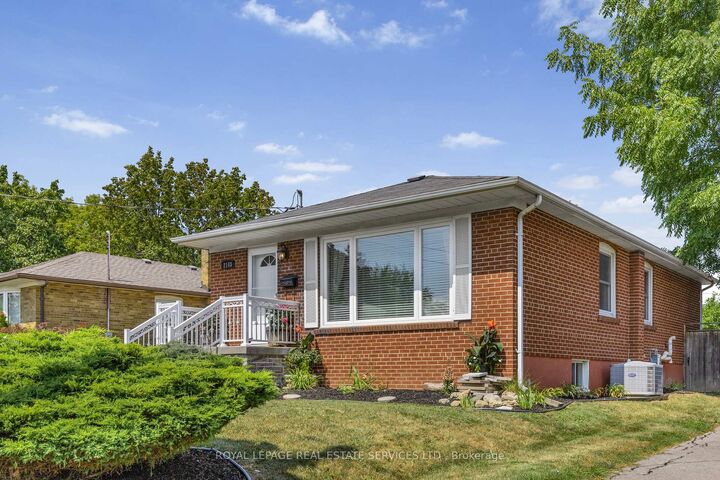 Property Photo: 2143 Mountainside Drive ON L7P 1B3