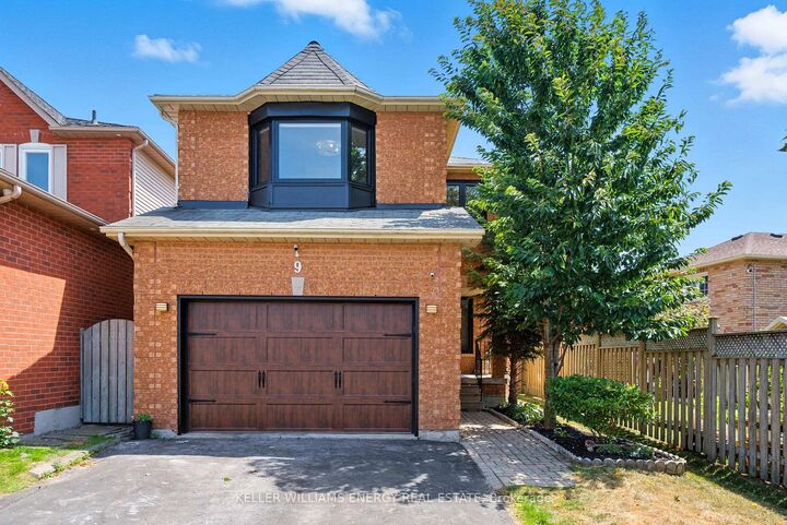 9 Glen Ray Court  Clarington ON L1C 4W7 photo