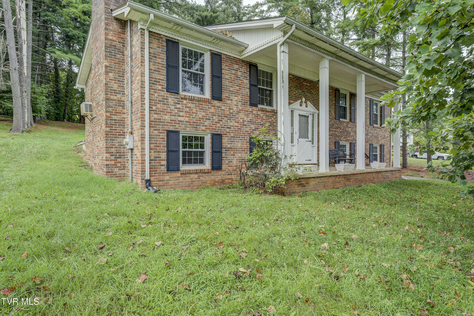 Property Photo: 3017 Winesap Road TN 37663