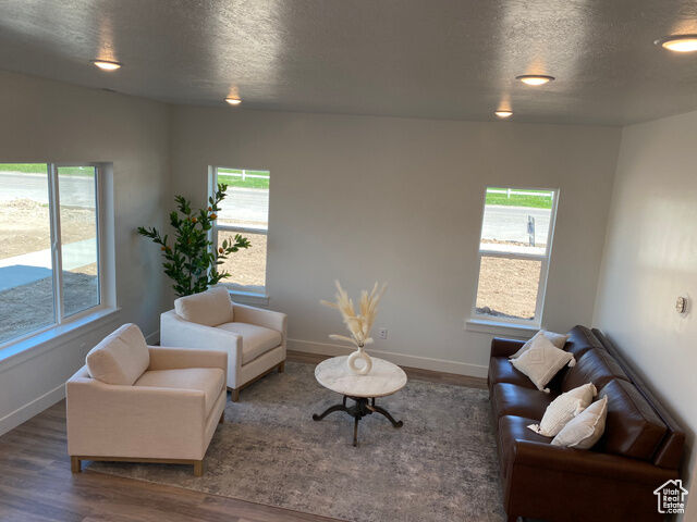 Property Photo: 509 W 400 S UT 84332