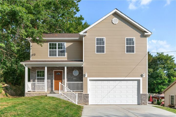 Property Photo:  426 Bellwood Ave  PA 15146 