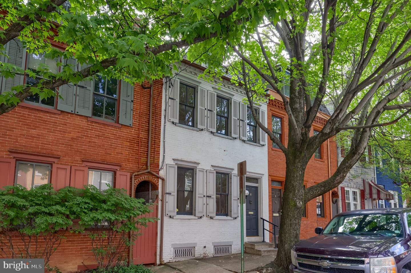 Property Photo:  15 N Plum Street  PA 17602 