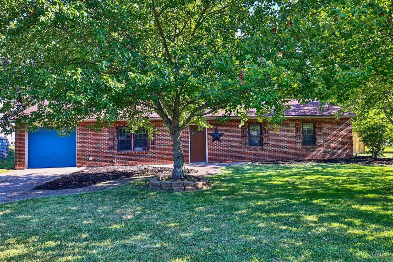 Property Photo: 1258 Blue Ridge Way OH 45150