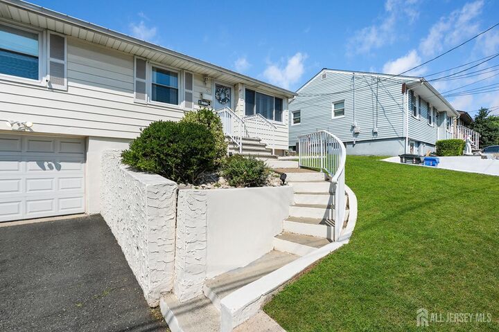 Property Photo: 77 Conduit Way NJ 07067