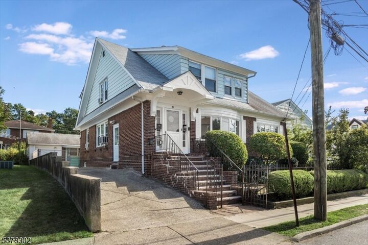 60 Martha Ave  Elmwood Park Boro NJ 07407 photo