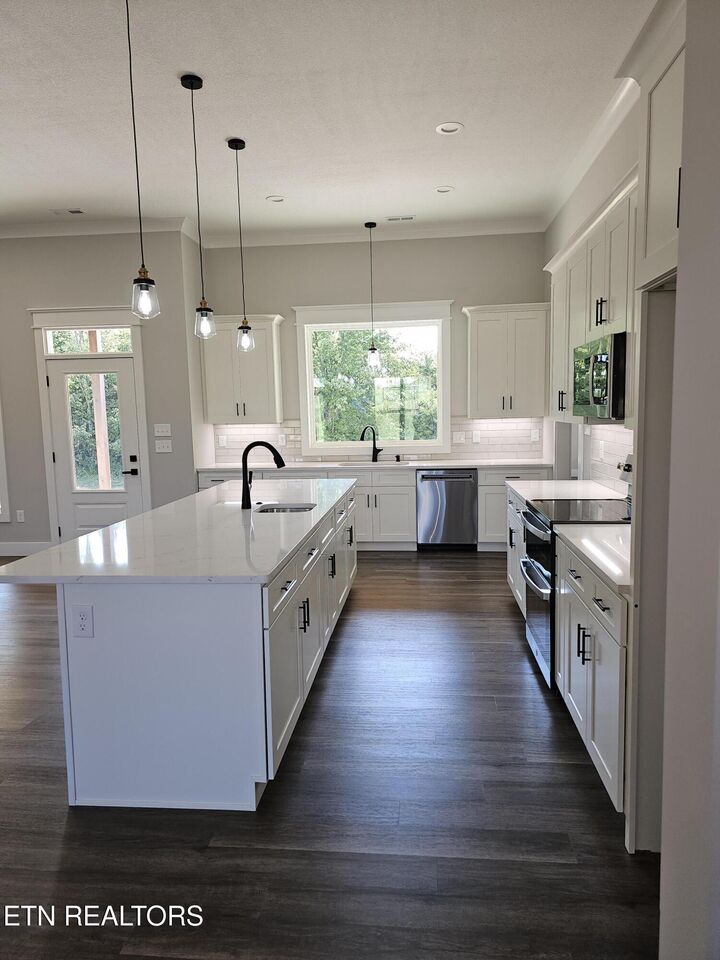 Property Photo:  200 Sugar Maple Court  TN 37354 