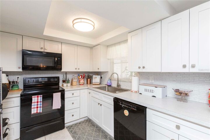 Property Photo: 9035 Sterling Lane FL 34668