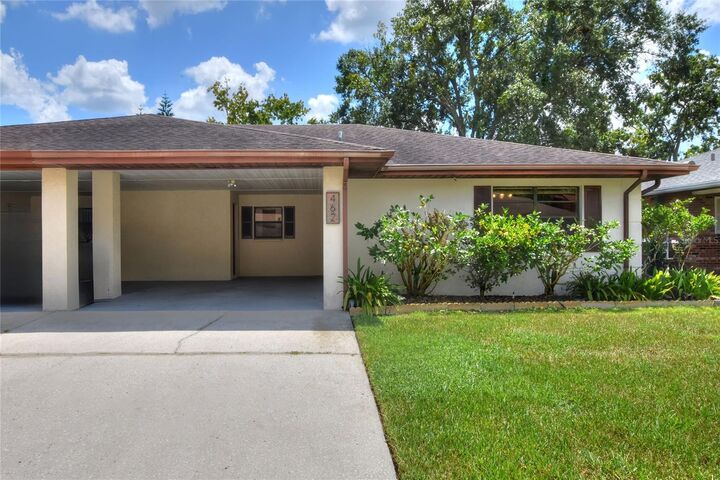 Property Photo: 462 Lake Carolyn Circle FL 33813