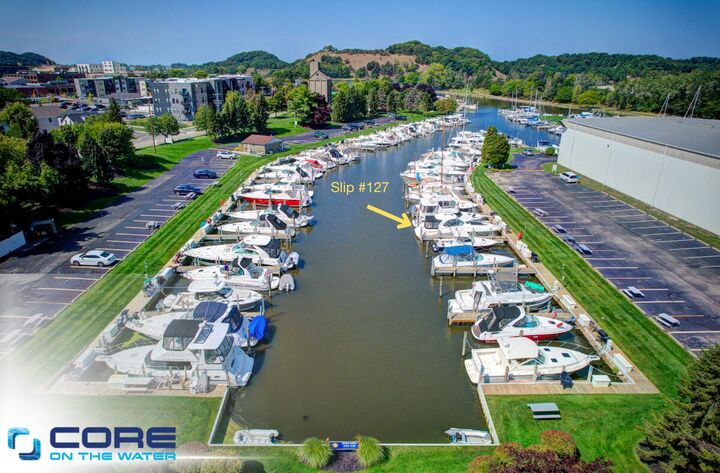Property Photo: 127 Wharfside MI 49417