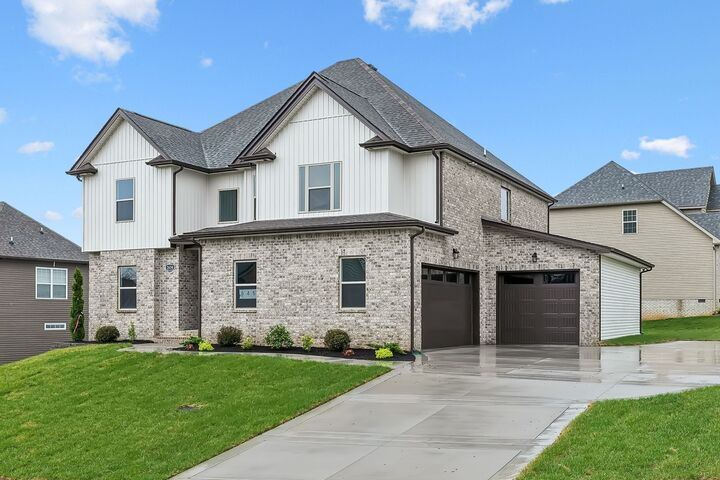 Property Photo: 2634 Remington Trce TN 37043