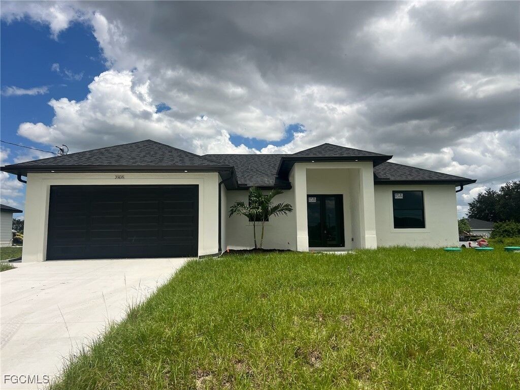 Property Photo: 3105 Ruth Avenue S FL 33976