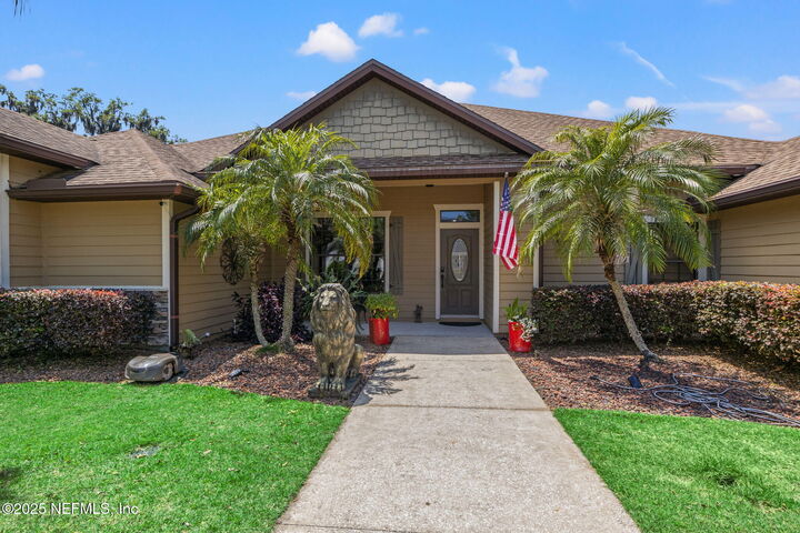 Property Photo: 1966 N Lakeshore Drive FL 32003