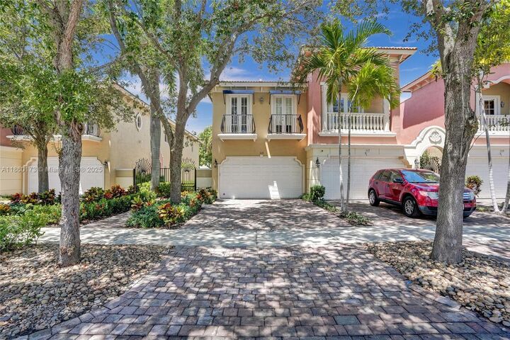 1115 NE 14th Ave  Fort Lauderdale FL 33304 photo