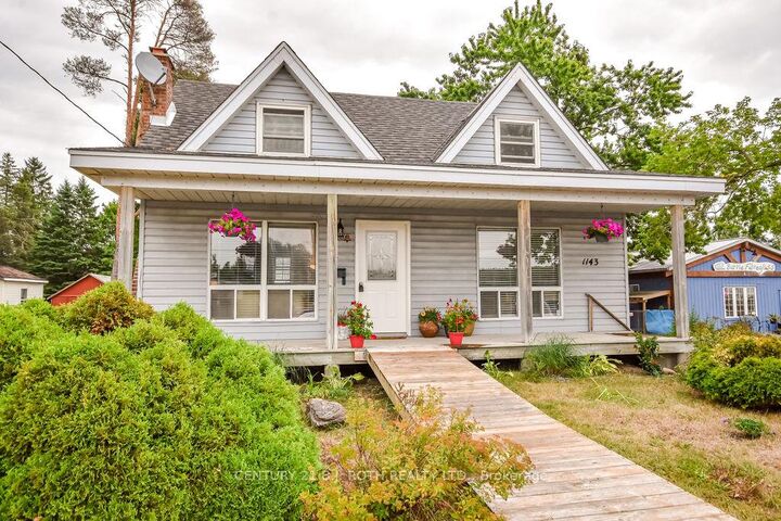 1143 Bayfield Street  Springwater ON L9X 0N6 photo