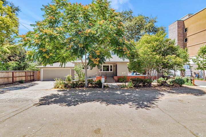 Property Photo:  209 Decoe Street  CA 95401 