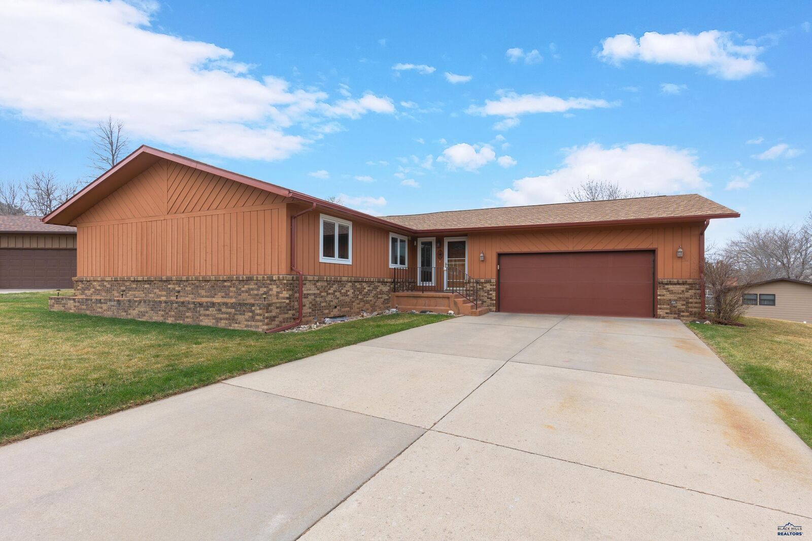 Property Photo: 2713 Harney Pl SD 57702
