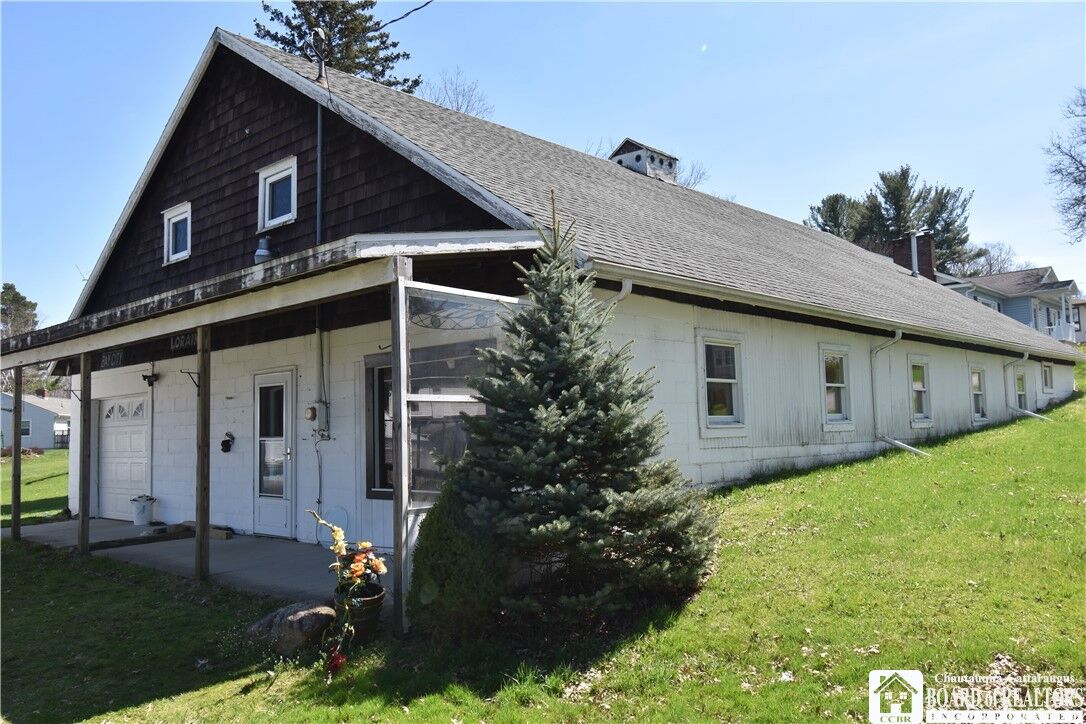 Property Photo: 12 E Fairmount Avenue S NY 14750