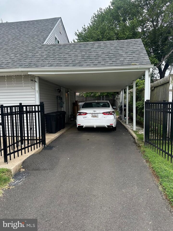 Property Photo:  2841 Comly Road  PA 19154 