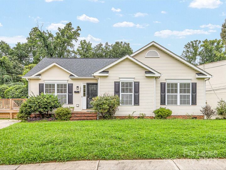 1902 Baxter Street  Charlotte NC 28204 photo