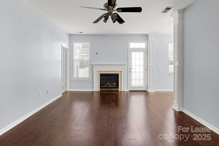Property Photo: 6828 Ayrshire Glen Place NC 28273