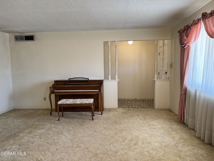 Property Photo: 8601 Parkland Drive TX 79925