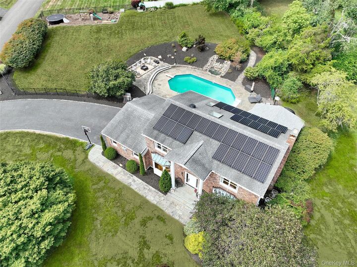 9 Brainerd Drive  Stony Point NY 10980 photo