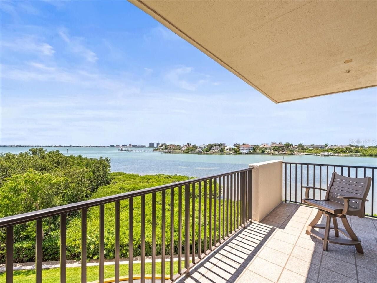 Property Photo: 4 Belleview Boulevard 203 FL 33756