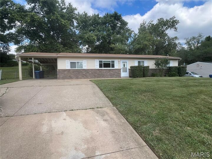 Property Photo: 247 Ries Road MO 63021