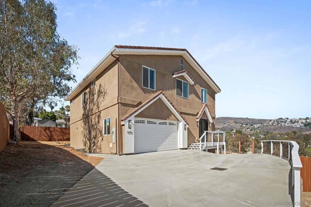 Property Photo:  8886 Margaret Ct  CA 91977 