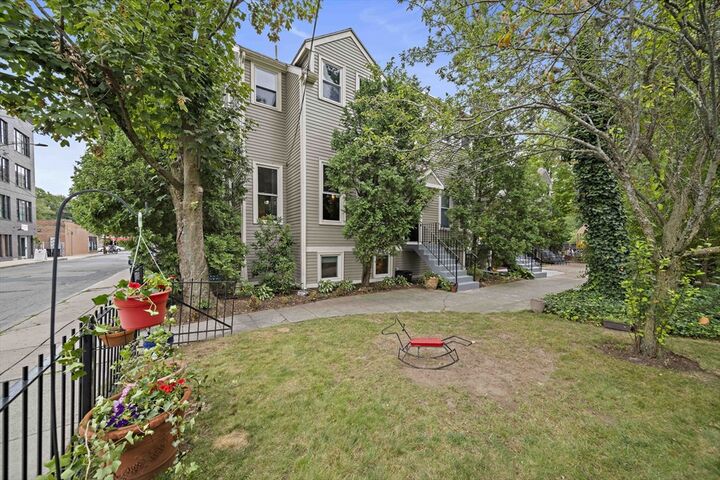 Property Photo:  2A Brewer Street  MA 02130 