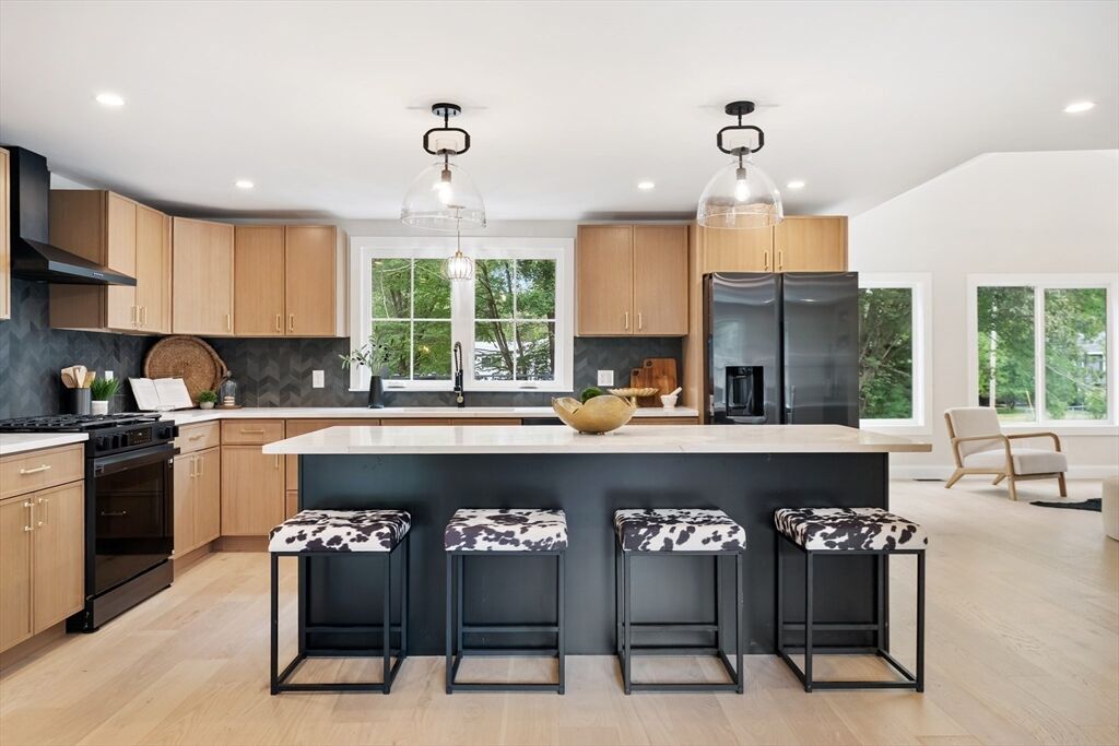 Property Photo: 1 Silversmith Way MA 01862