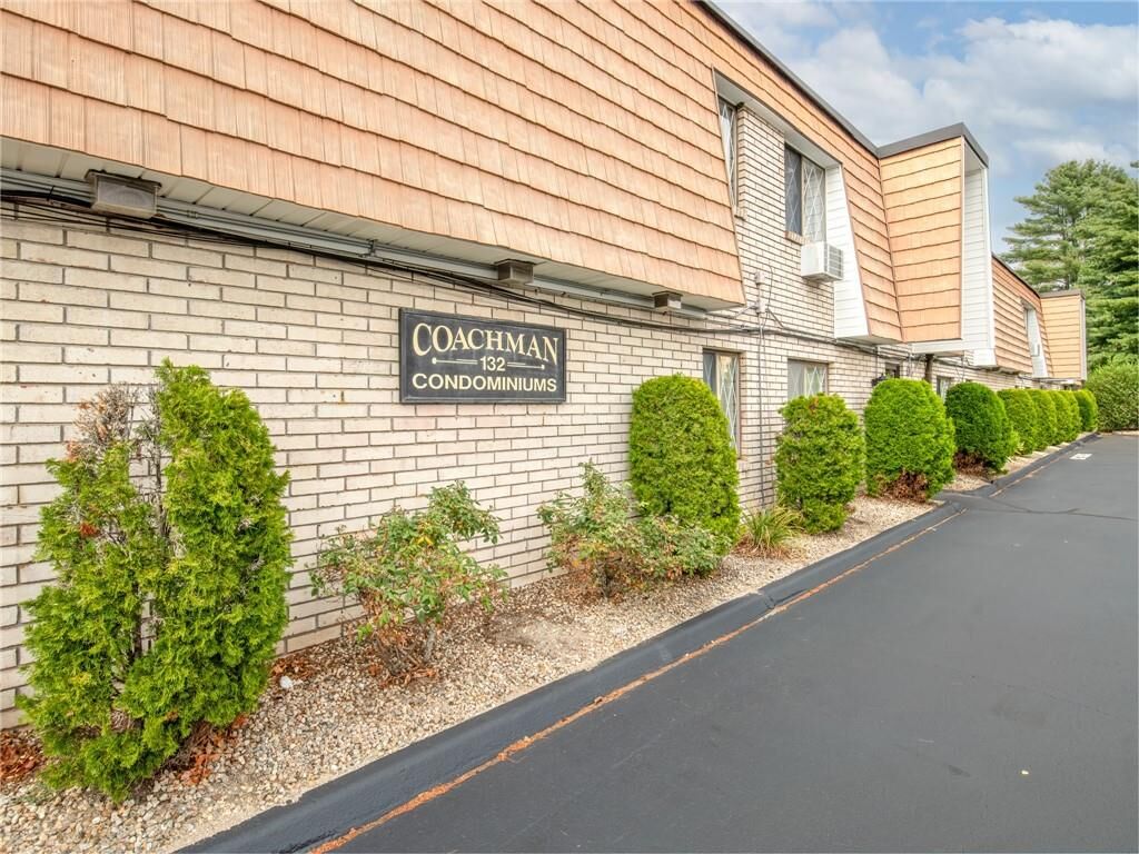 Property Photo:  132 Hoffman Avenue 207  RI 02920 