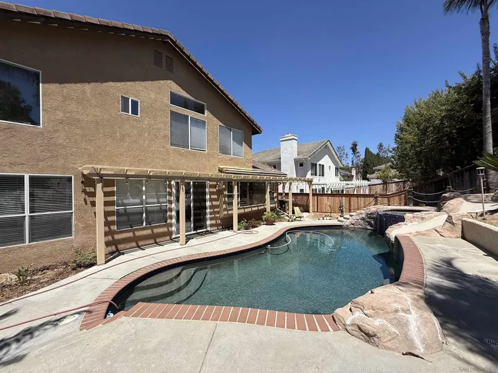 Property Photo: 5006 Palmera Dr CA 92056