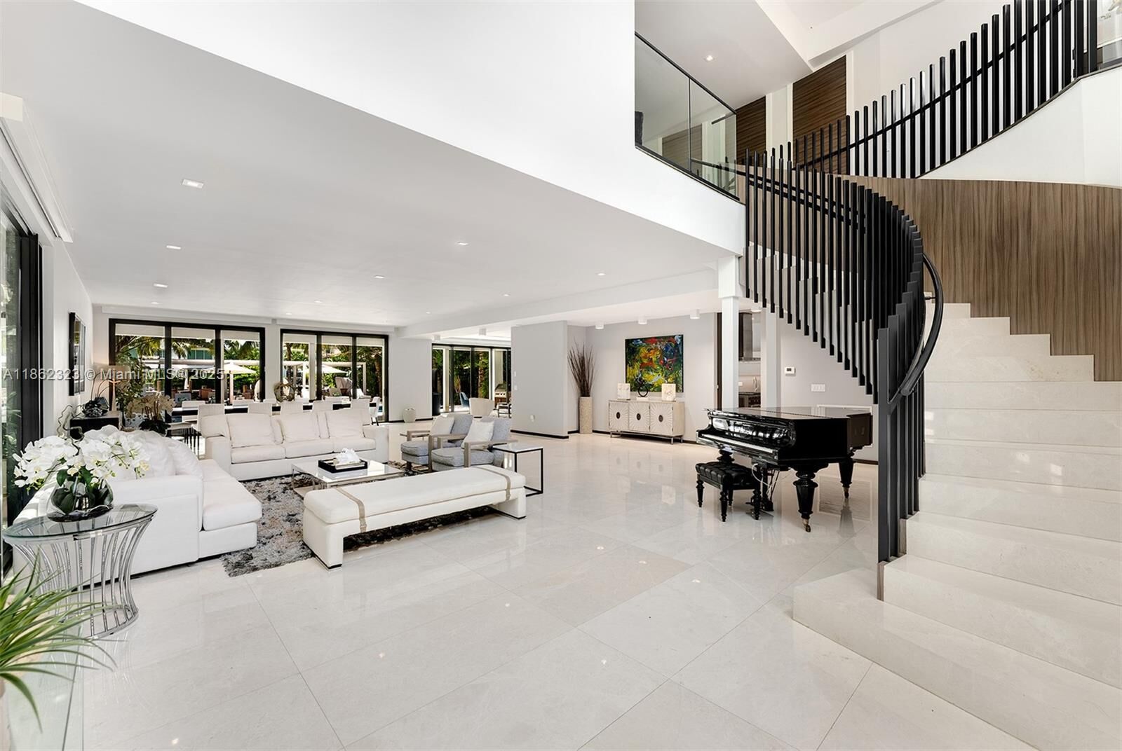 Property Photo:  3734 Chase Ave  FL 33140 