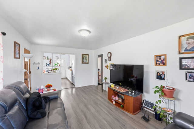 Property Photo:  853 N 235 E  UT 84057 