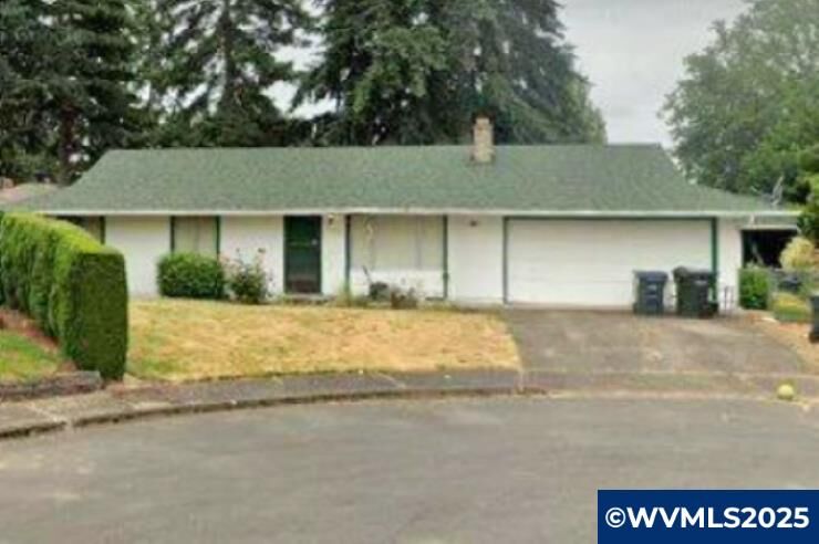 Property Photo: 1958 Gable Ct NE OR 97303