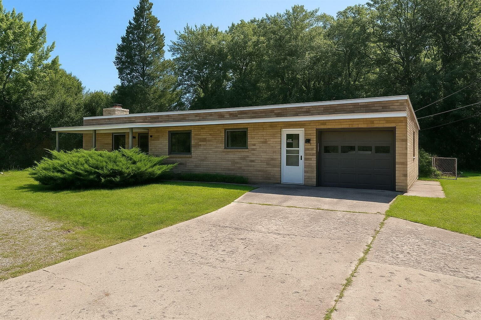 Property Photo: 9886 US 23 South MI 49766