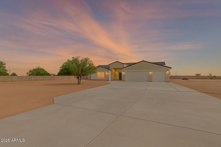 18215 W Enoch Drive  Surprise AZ 85387 photo