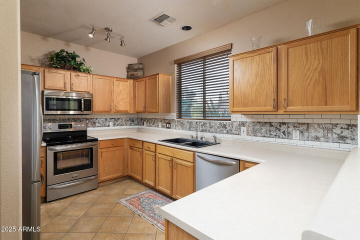 Property Photo: 9548 E Kiva Lane AZ 85118