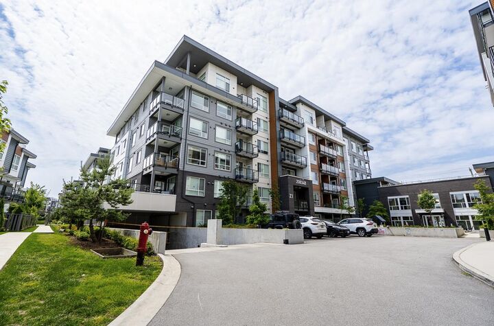 Property Photo: 20834 80 Avenue 4xx BC V2Y 3M5