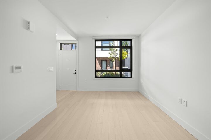 Property Photo: 6272 Oak Street BC V6M 2W4