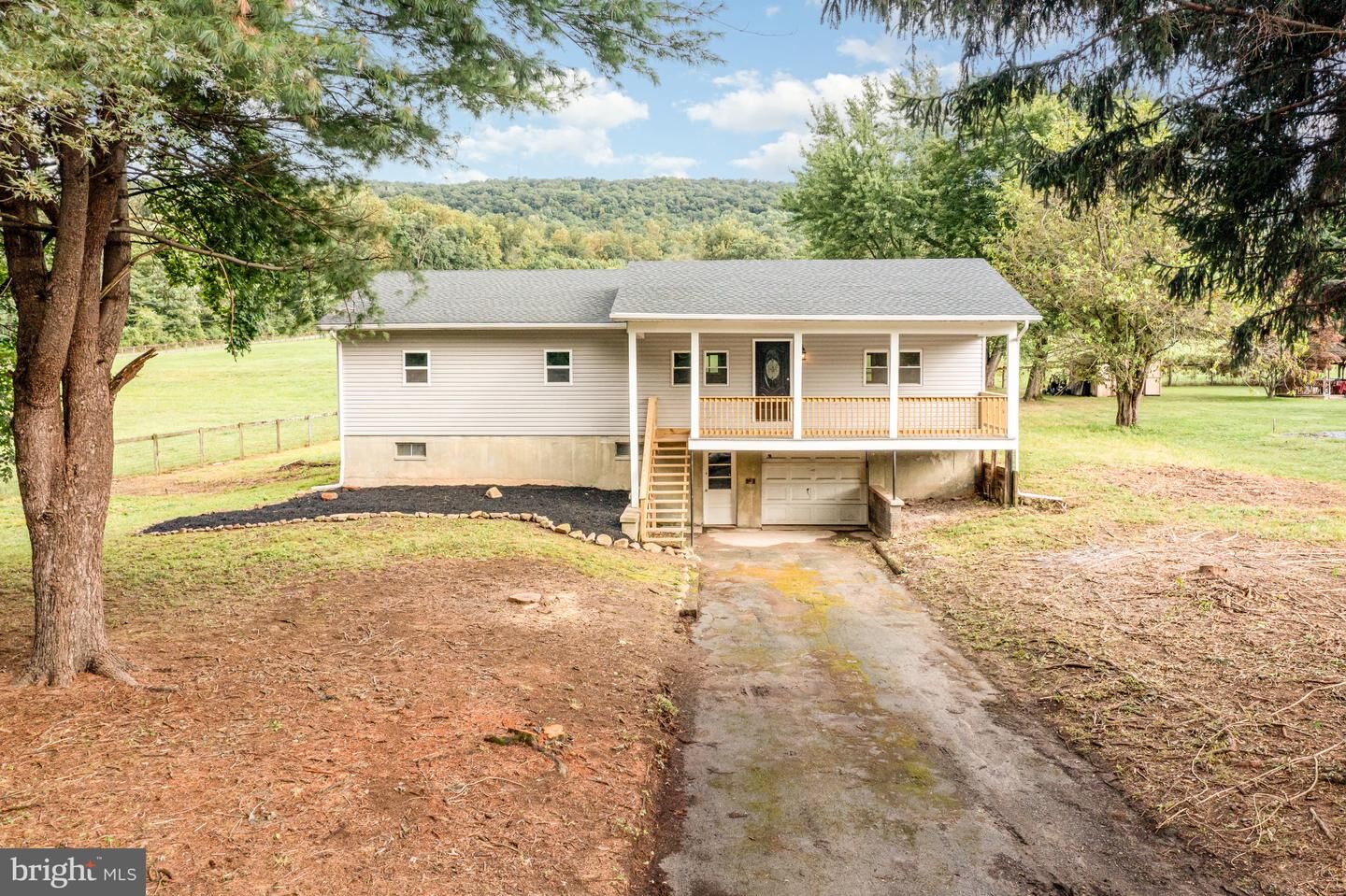 Property Photo: 10438 Mountain Road PA 17028
